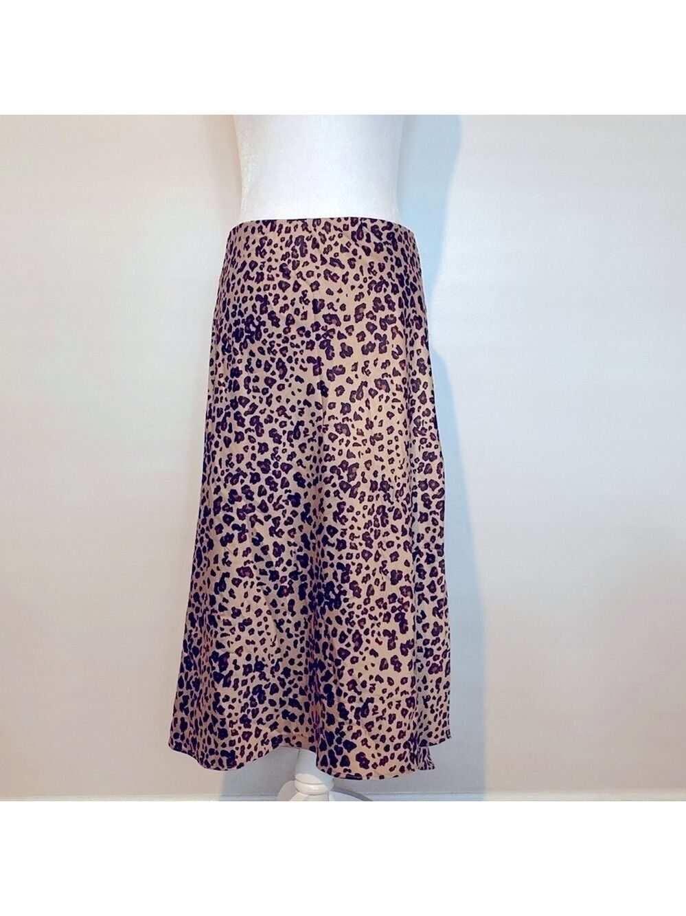 Abercrombie & Fitch Y2K satin cheetah print midi skirt